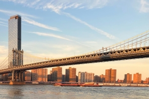 Manhattan Bridge in DUMBO /Brooklyn Bridge Park